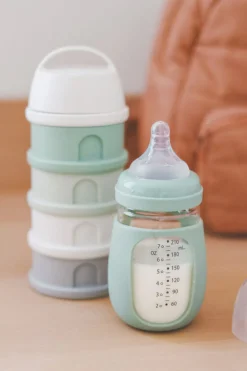 Béaba Beaba Formula Container 4 compartments Hot