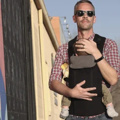 Beco 8 Rental Carrier - 2 weeks + Bond Outlet