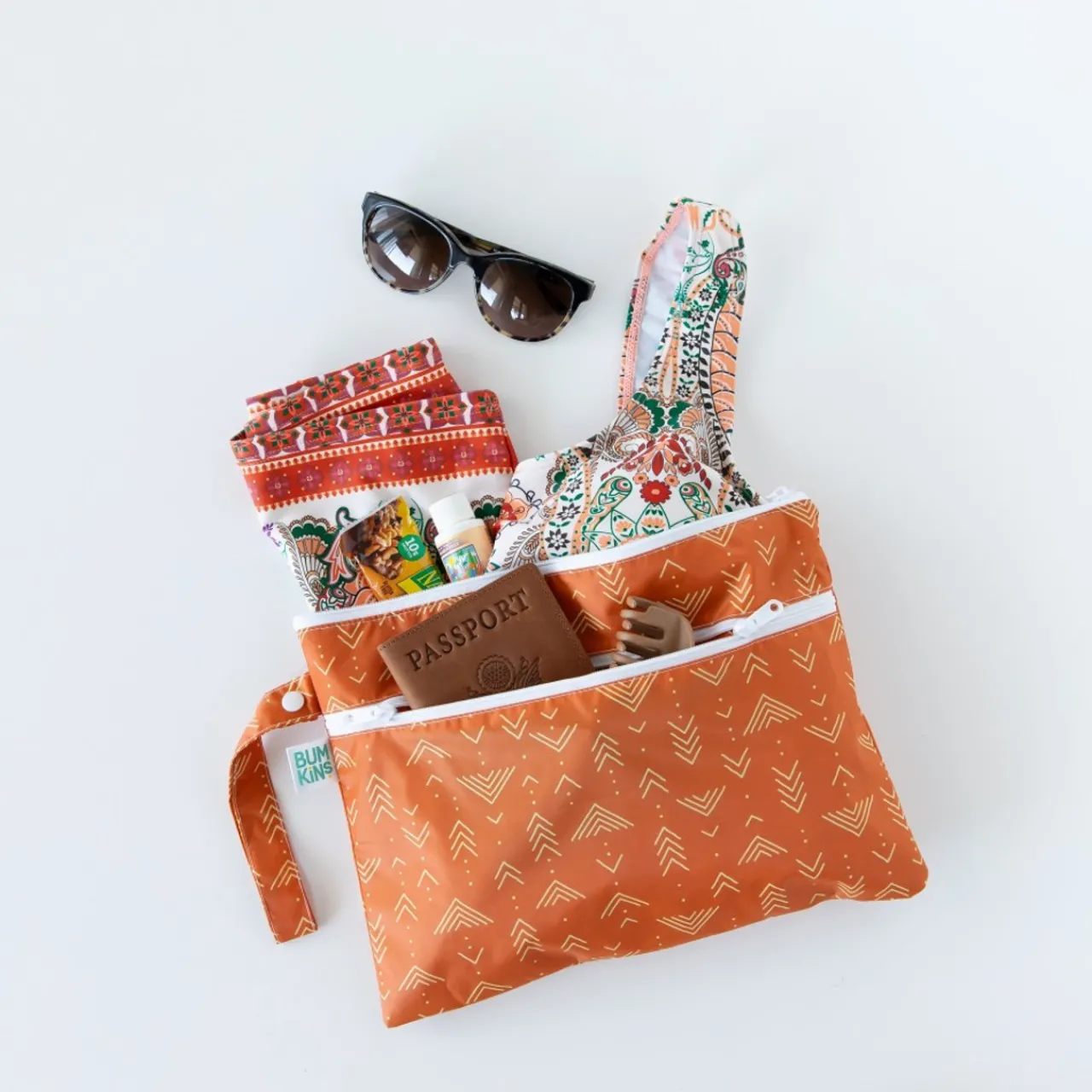 Bumkins Wet/Dry Clutch New