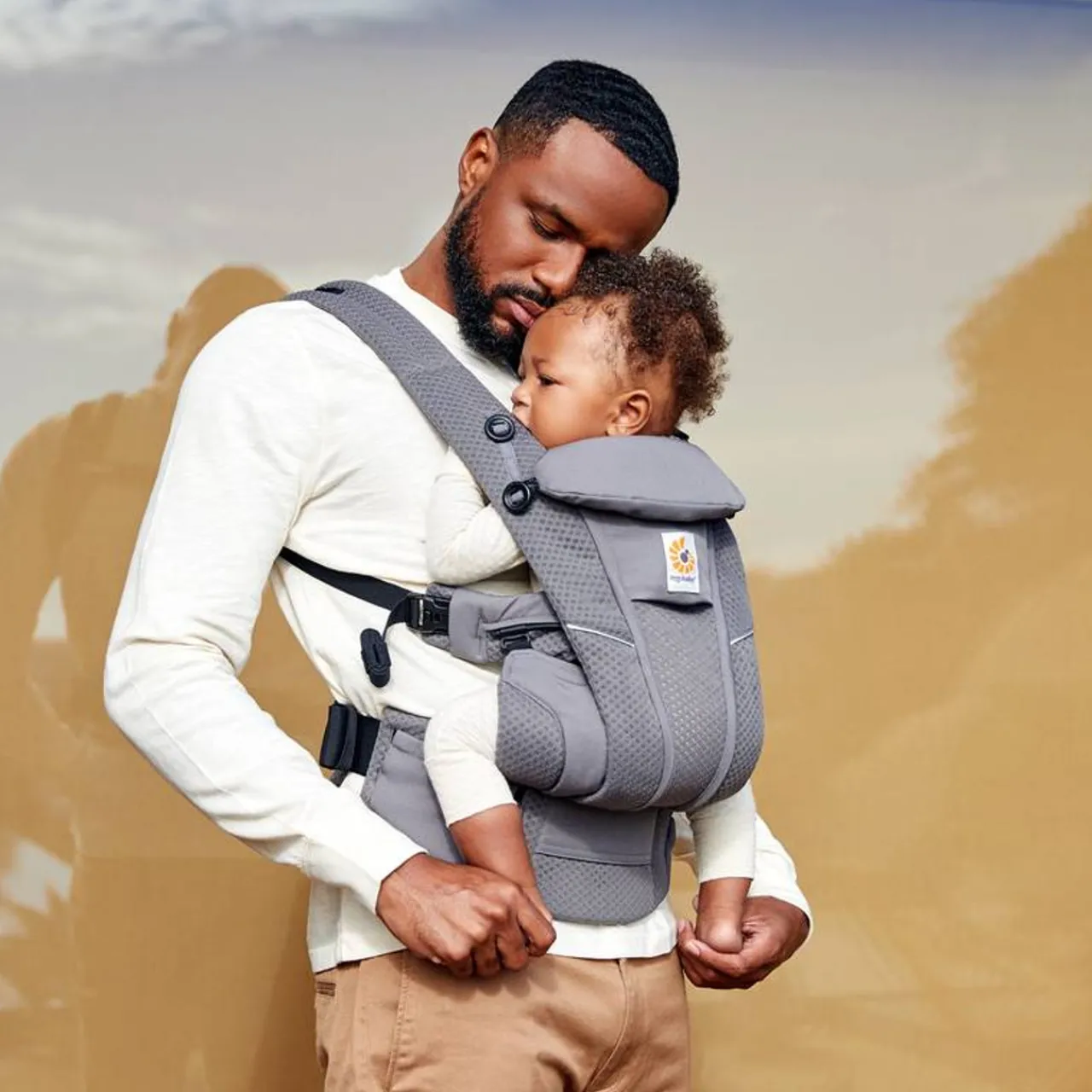 Ergobaby Omni Breeze (includes safety & fit check) Clearance