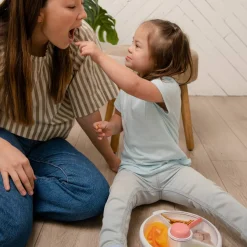 GoBe Large Snack Spinner Fashion