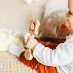 The Kiss Co - Pēpi Kiss - All Natural Teething Rattle Best